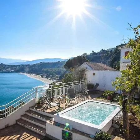 Ferienhaus Moderna *