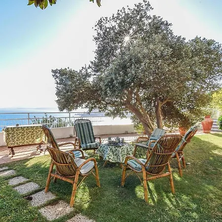 Moderna Dom wakacyjny Stalettì