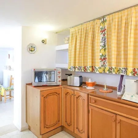 Moderna Ferienhaus *