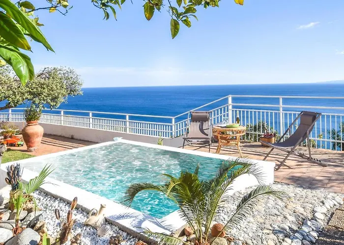 Moderna 斯塔拉帝